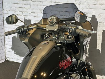 HARLEY-DAVIDSON LOW RIDER ST FXLRST – foto 4