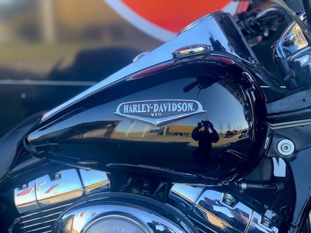 harley-davidson - road-king-classic-flhrci