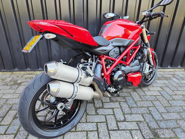 ducati - streetfighter-848