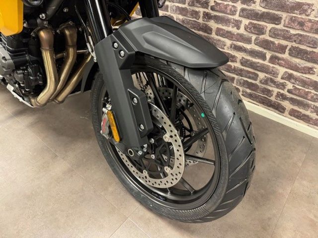 triumph - tiger-1200-gt-pro