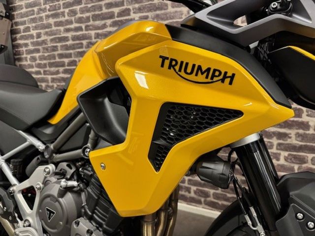triumph - tiger-1200-gt-pro