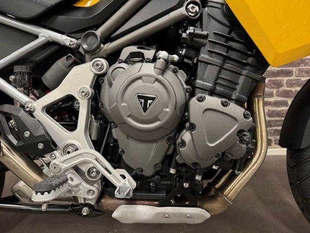 triumph - tiger-1200-gt-pro