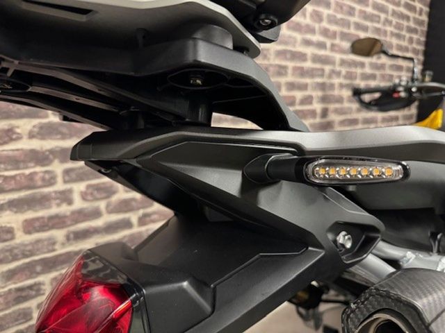 triumph - tiger-1200-gt-pro