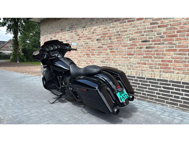 harley-davidson - street-glide-cvo-flhxse