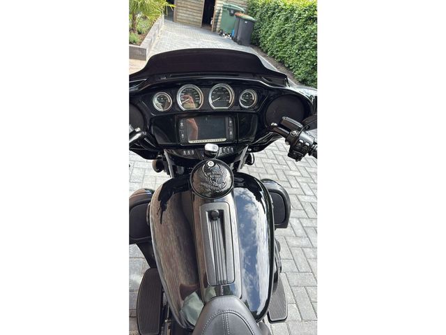 harley-davidson - street-glide-cvo-flhxse