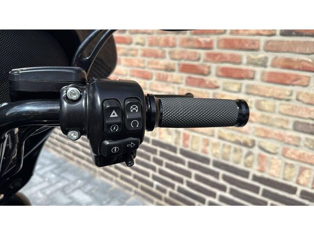 harley-davidson - street-glide-cvo-flhxse