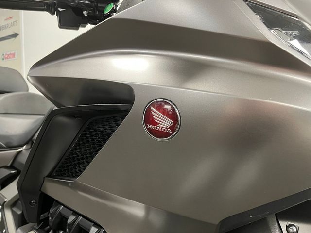 honda - gl-1800-goldwing-bagger