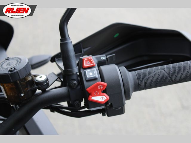 ktm - 1290-super-adventure-s