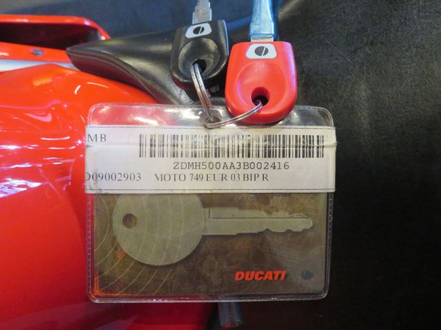 ducati - 749-s
