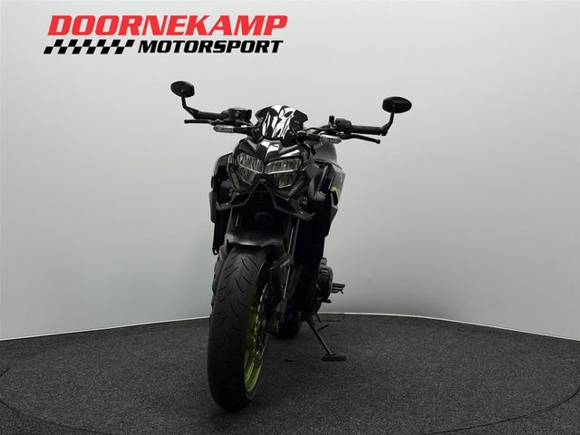 kawasaki - z900
