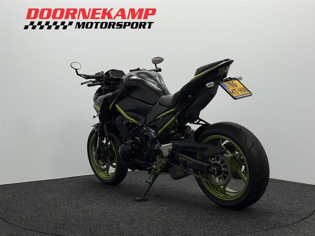 kawasaki - z900