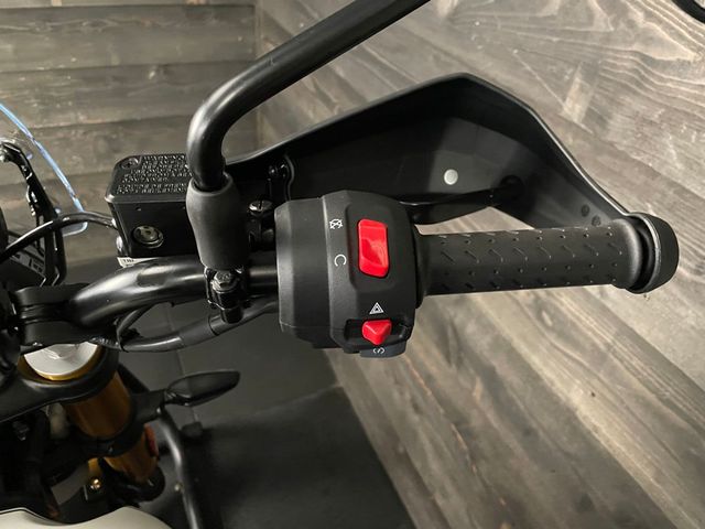 triumph - scrambler-400-x