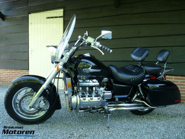 honda - f6-c-gl-1500-valkyrie-tourer