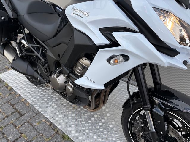 kawasaki - versys-1000-tourer