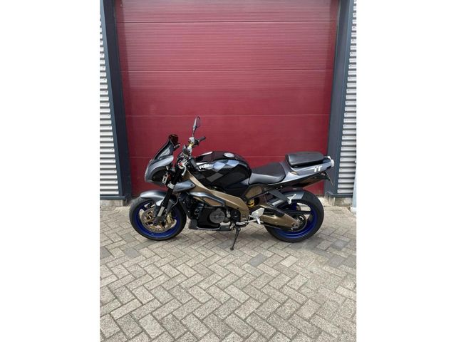aprilia - tuono