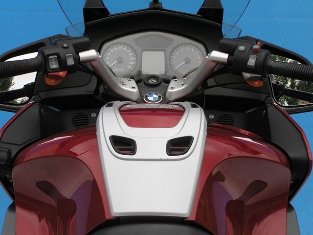 bmw - r-1200-rt
