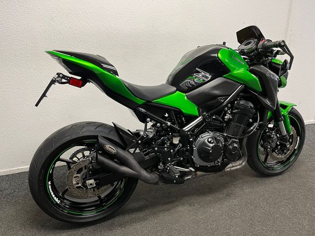kawasaki - z900