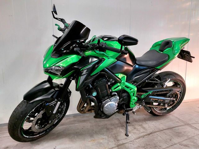 kawasaki - z900