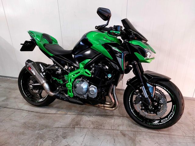 kawasaki - z900