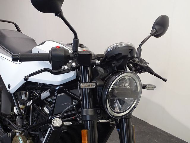 husqvarna - vitpilen-401