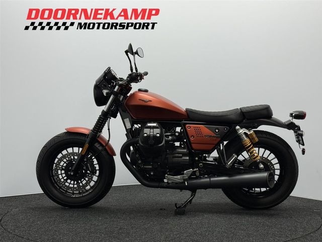 moto-guzzi - v-9-bobber-sport