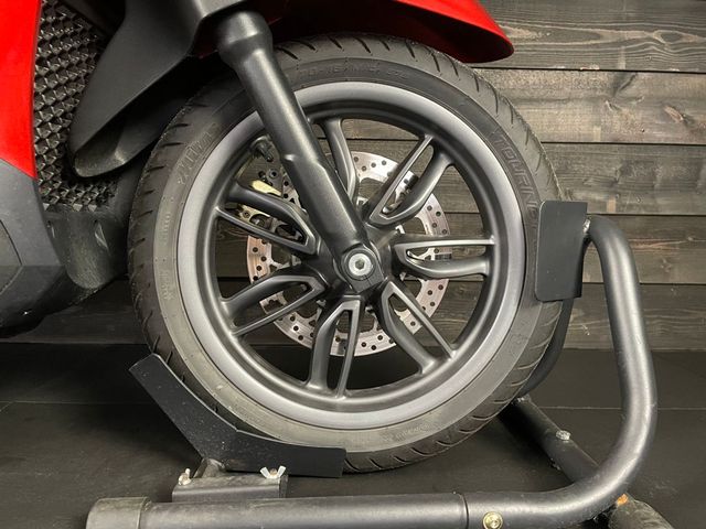piaggio - beverly-400