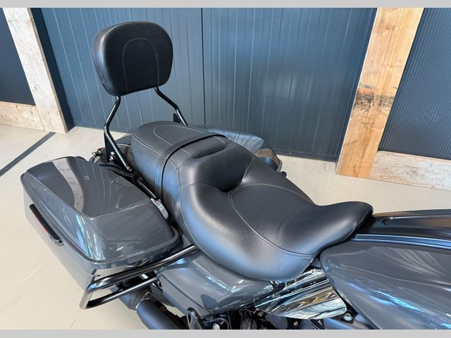 harley-davidson - street-glide-special-flhxs
