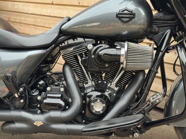 harley-davidson - street-glide-special-flhxs