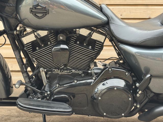 harley-davidson - street-glide-special-flhxs