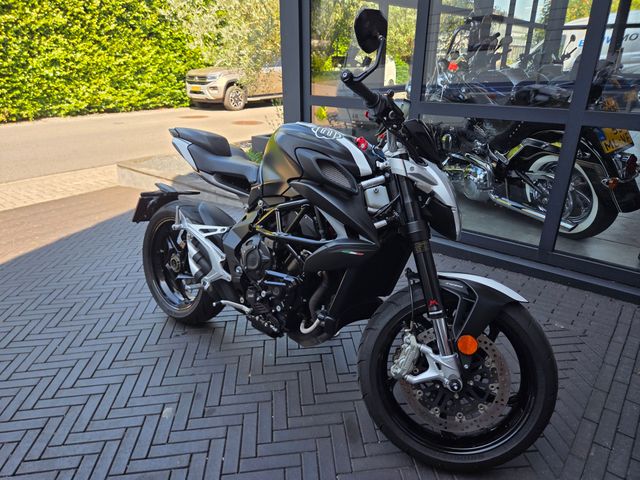 mv-agusta - brutale-800