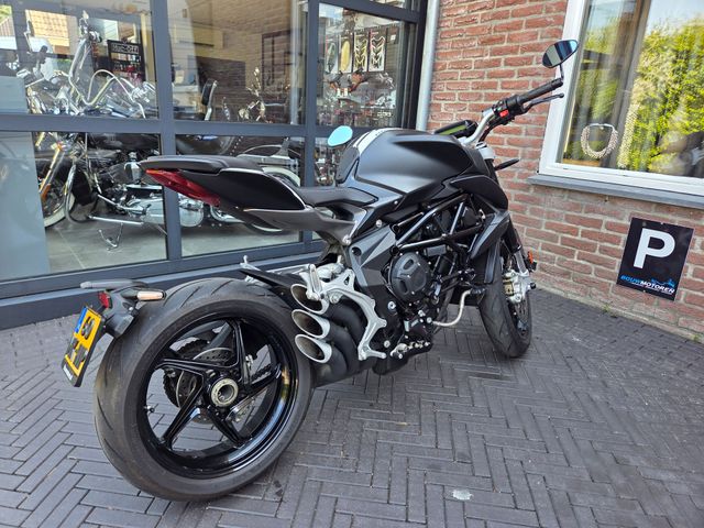 mv-agusta - brutale-800