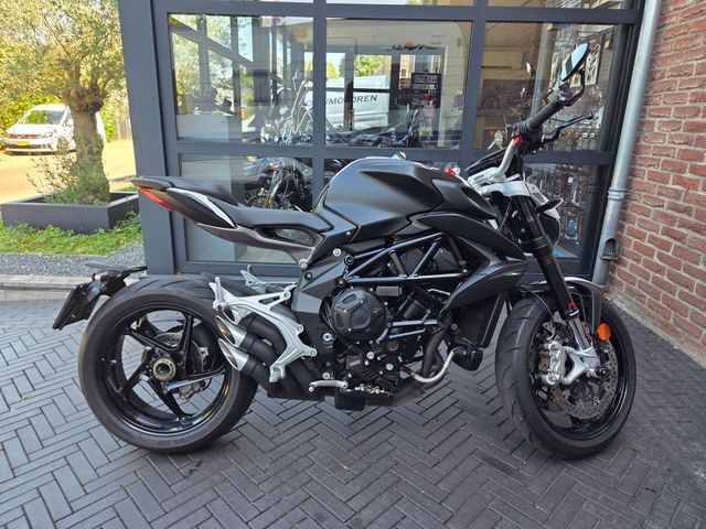 mv-agusta - brutale-800
