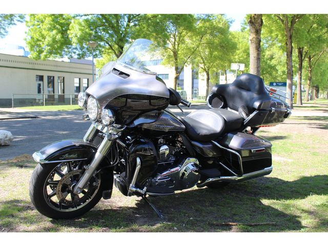 harley-davidson - electra-glide-ultra-limited-flhtk