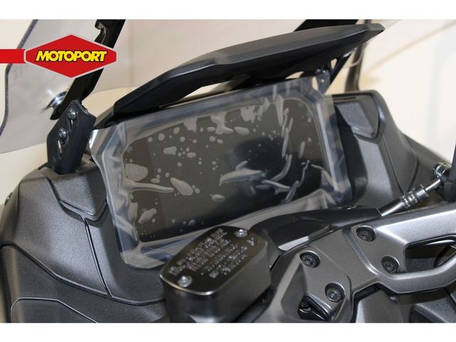 yamaha - tmax-25th-anniversary