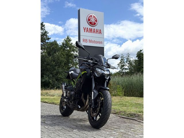kawasaki - z900