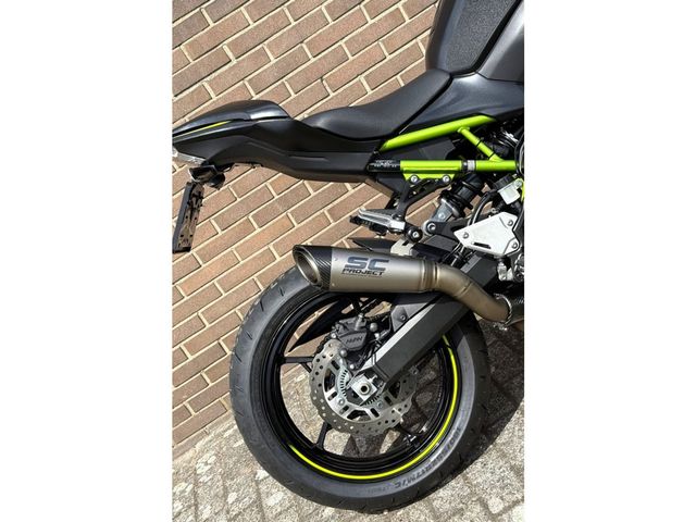 kawasaki - z900