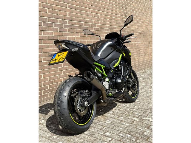 kawasaki - z900