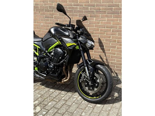 kawasaki - z900