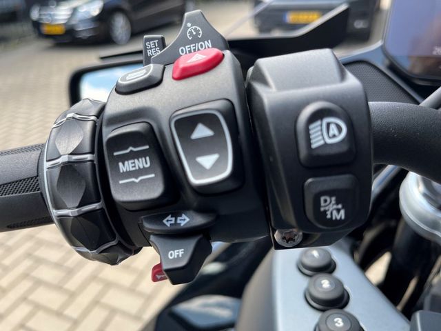bmw - r-1300-rt