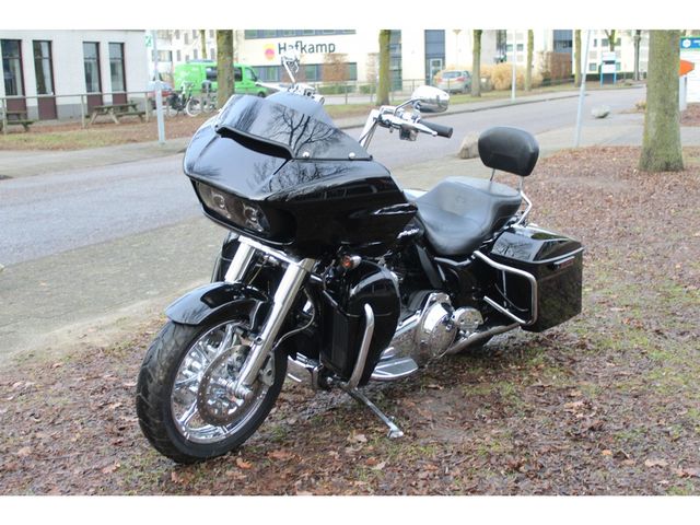 harley-davidson - road-glide-cvo-fltrxse