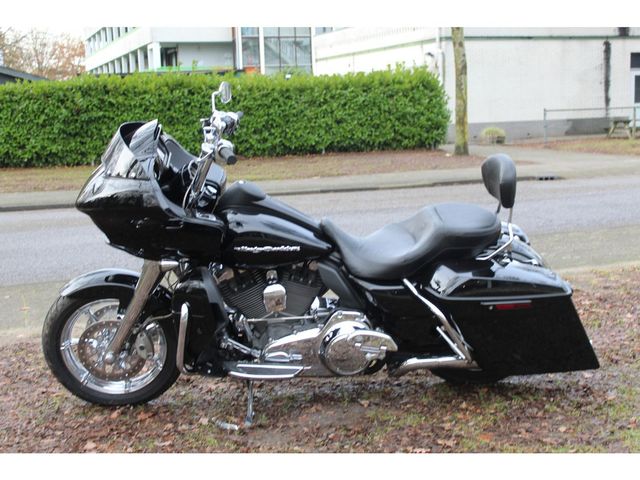 harley-davidson - road-glide-cvo-fltrxse
