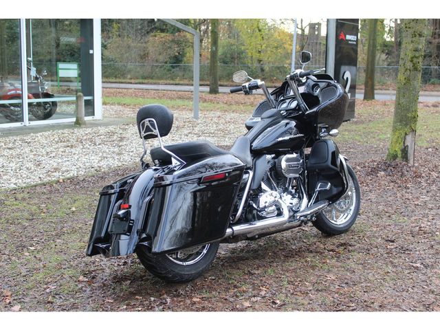 harley-davidson - road-glide-cvo-fltrxse