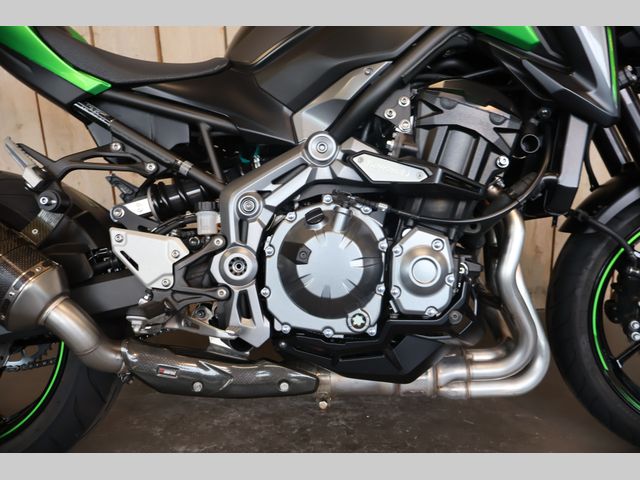 kawasaki - z900-performance