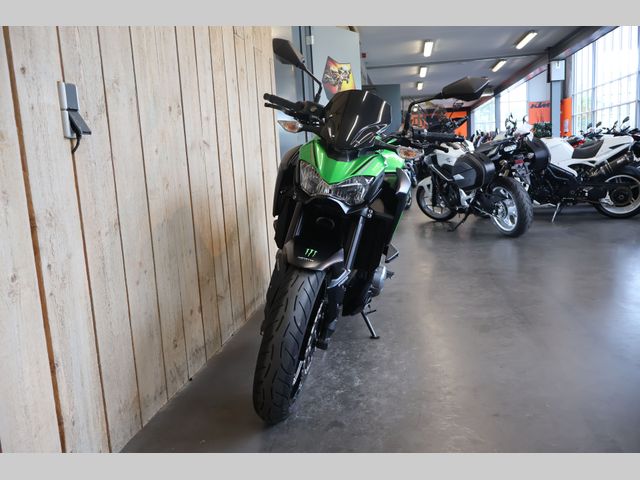 kawasaki - z900-performance