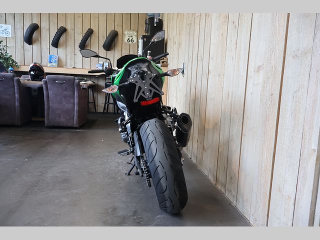 kawasaki - z900-performance