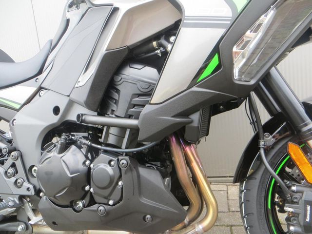kawasaki - versys-1100-s