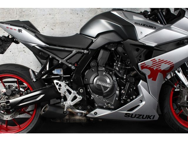 suzuki - gsx-8r