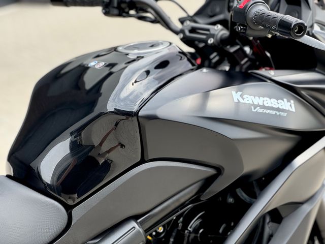 kawasaki - versys-650-abs