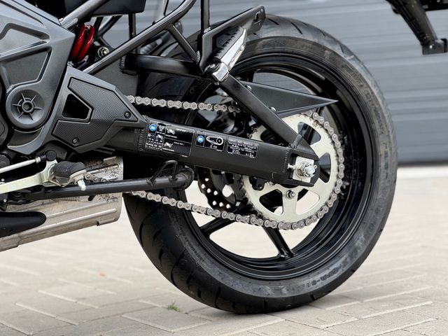 kawasaki - versys-650-abs