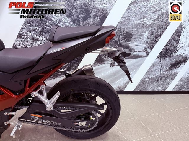 honda - cb-750-hornet